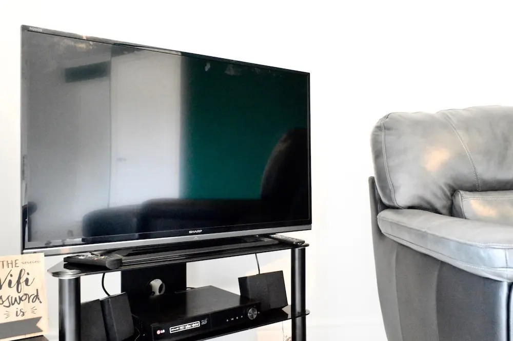 Newly Refurbished And Modern 2 Bedroom Flat