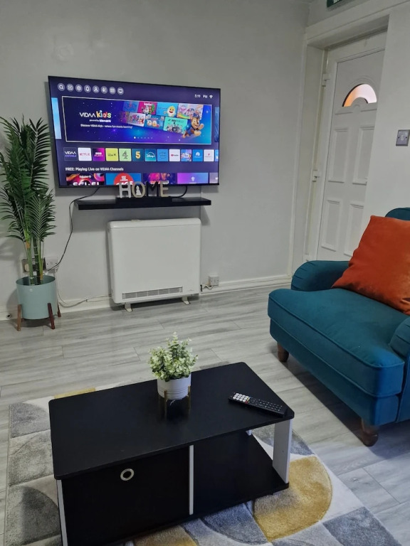 1bed Home Sleeps 5 Free Parking, Central, Wifi