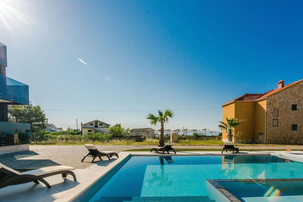 Resort Mirakul