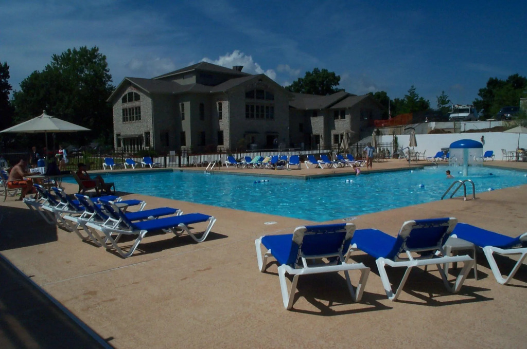 Pointe Royale Condominium Resort & Golf Course