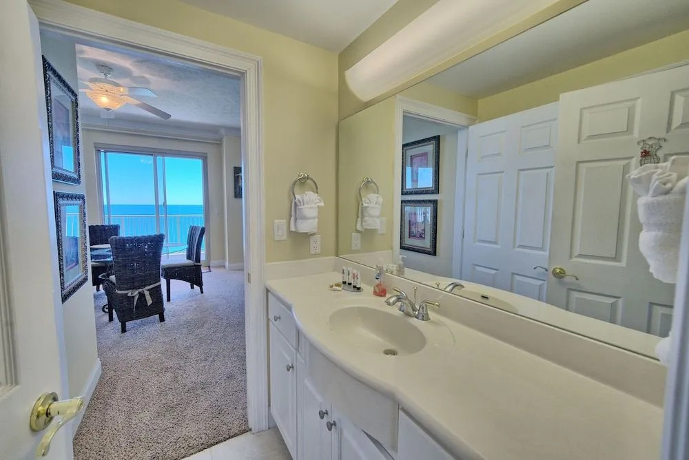 Gulf Crest Condominium #1806 - 2 Br Condo