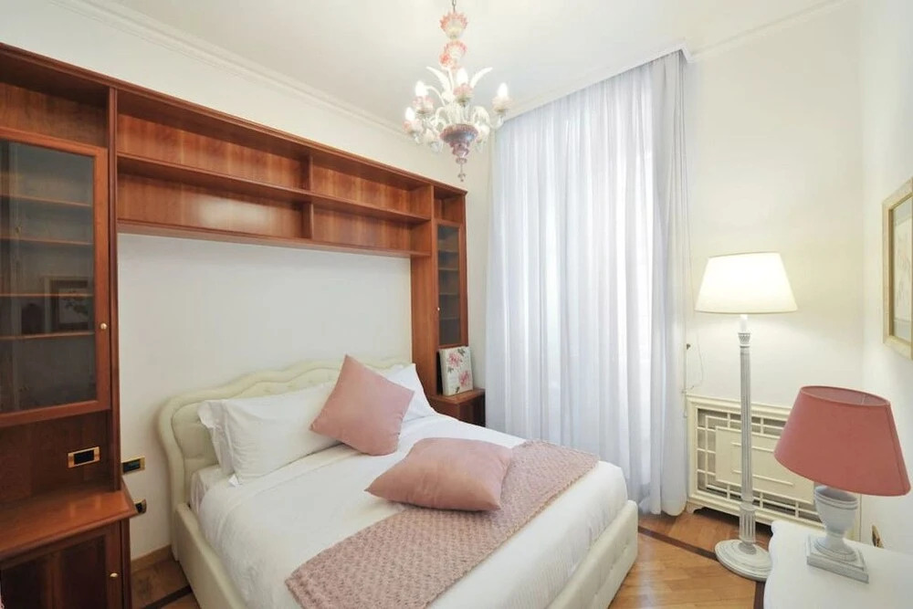 Stylish and Chic 4 Bed/3 Bath in a Great Area