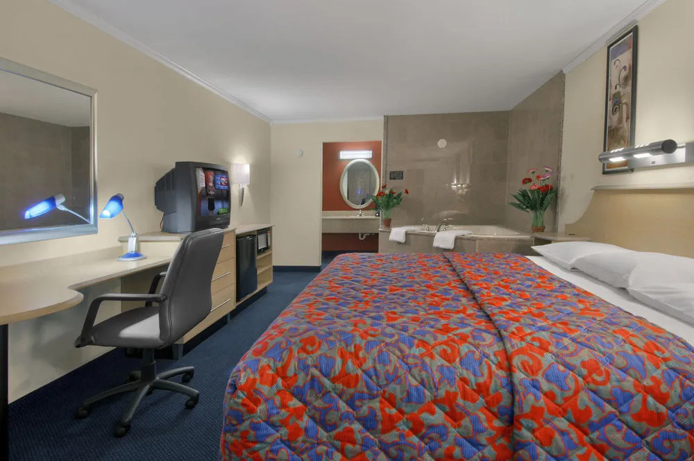 Motel 6 Gatlinburg Smoky Mountains