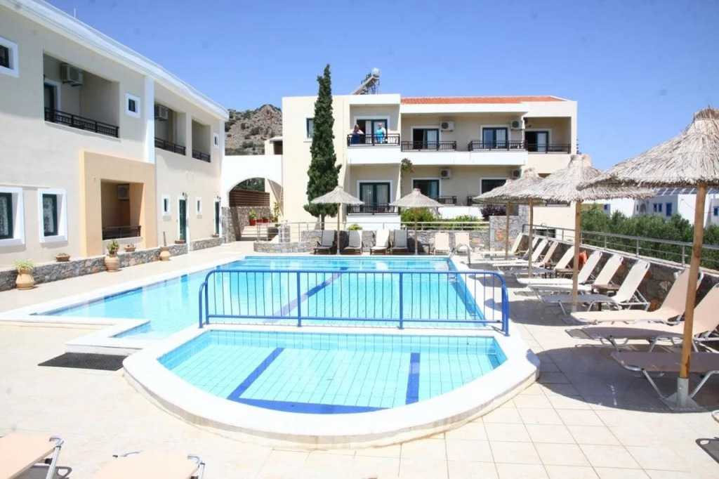 Dias Hotel & Apts