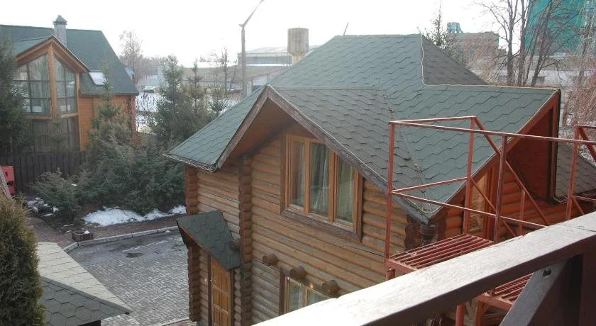 Grebenky Hotel