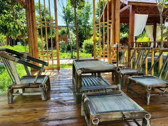 Nala Tixi Yuhuajiantang Homestay