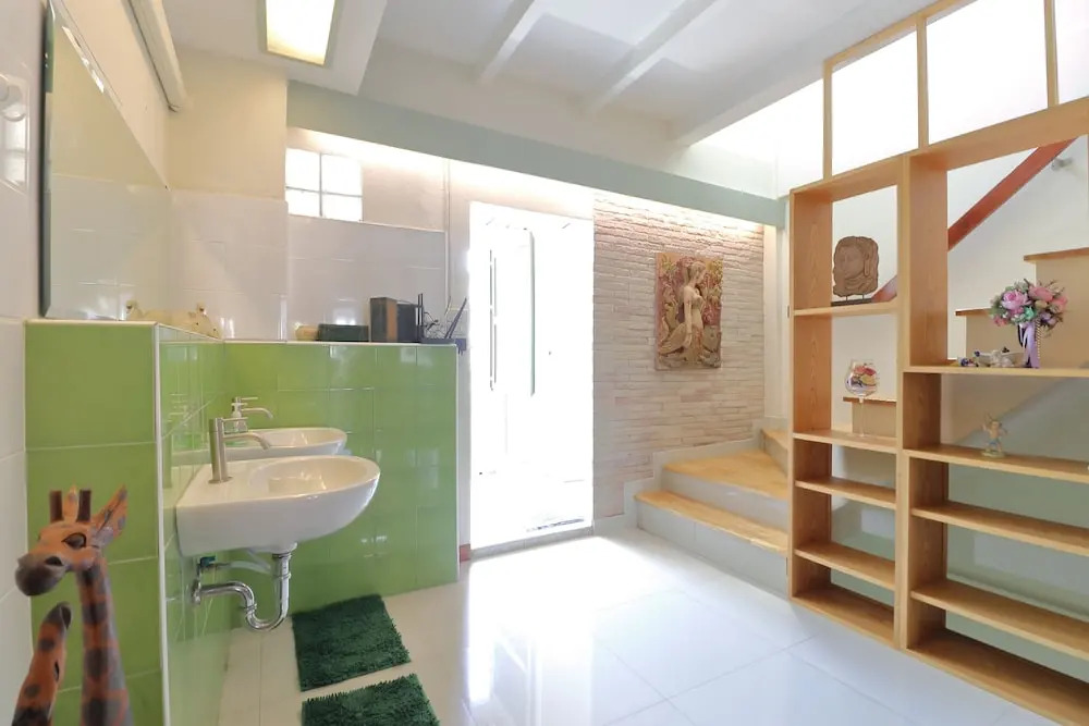 Saen Sabai Hostel