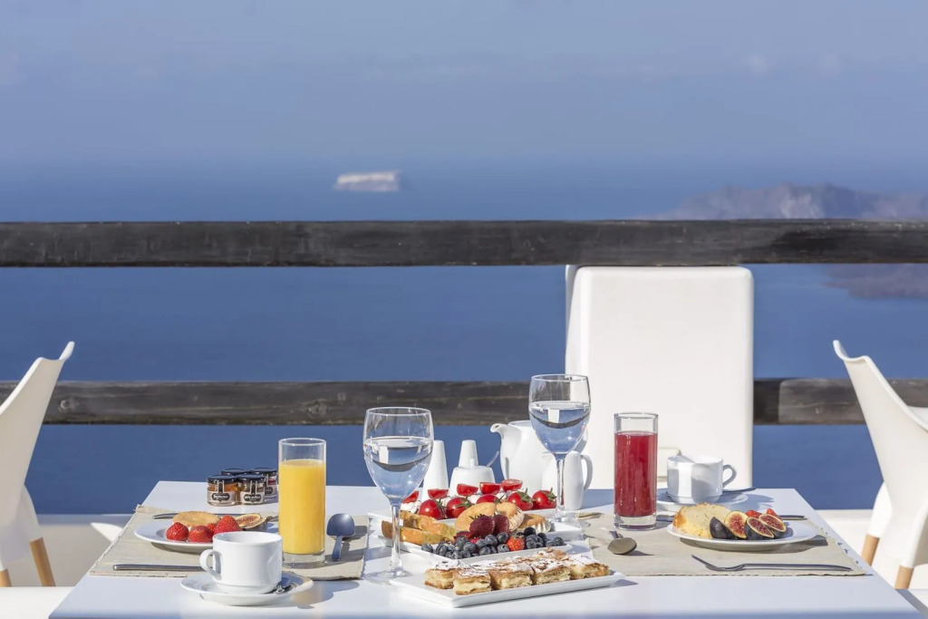 Apeiron Blue Santorini by Apeiron Hotels