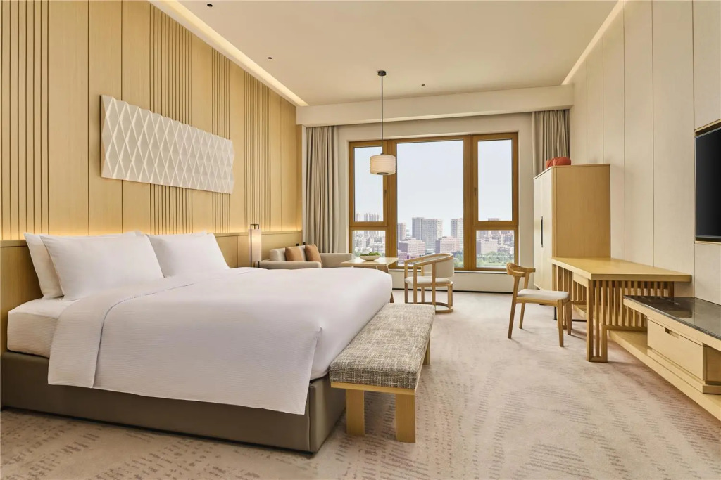 Secan Hotel Qingdao, Curio Collection By Hilton