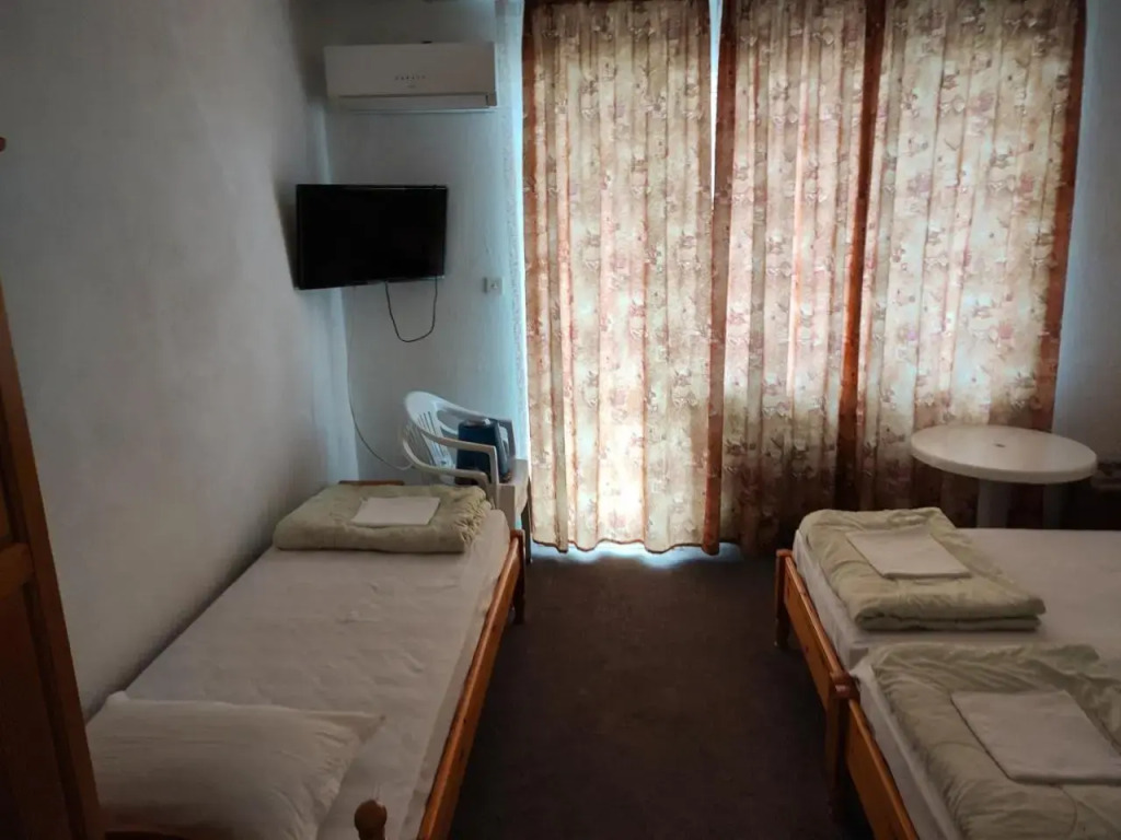 Zlatevi Guest House