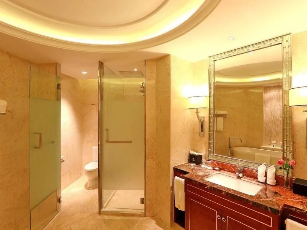Hubing Spring Season Hotel