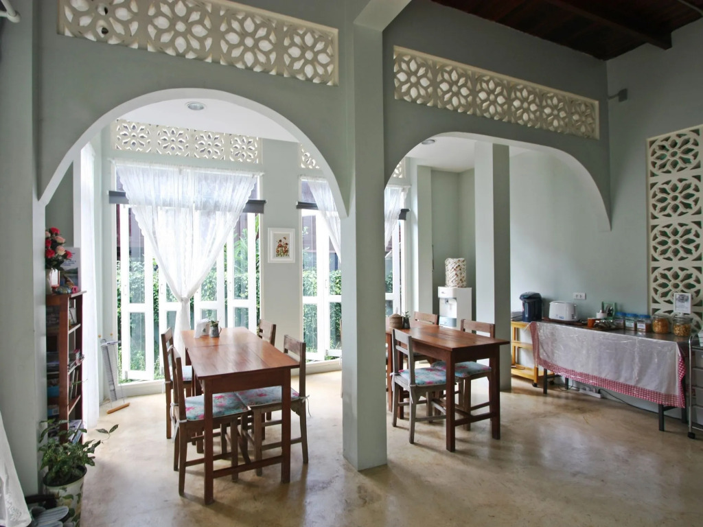 Lada House