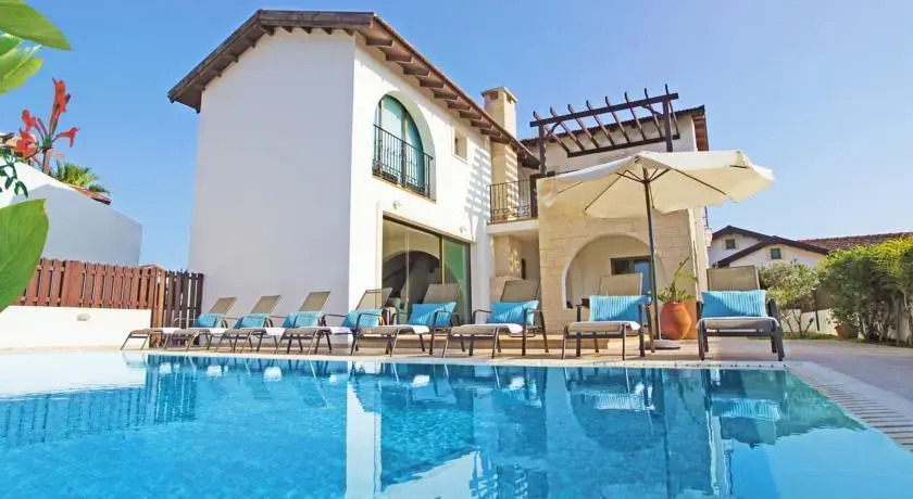 Villa Bridgit