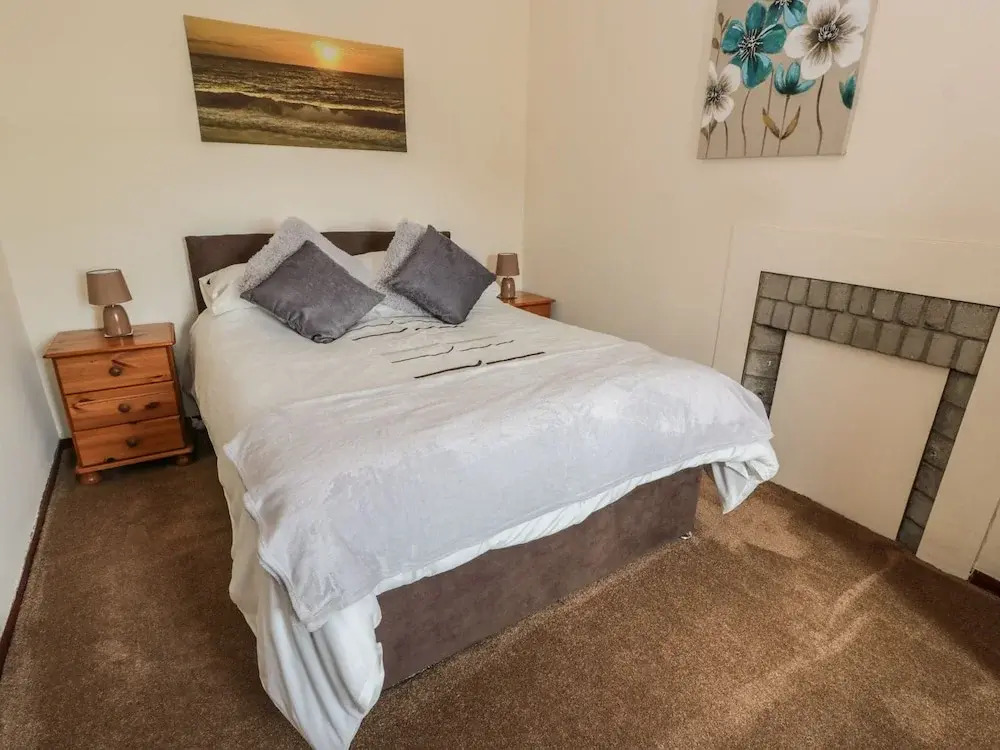 3 Kirminnoch Cottages
