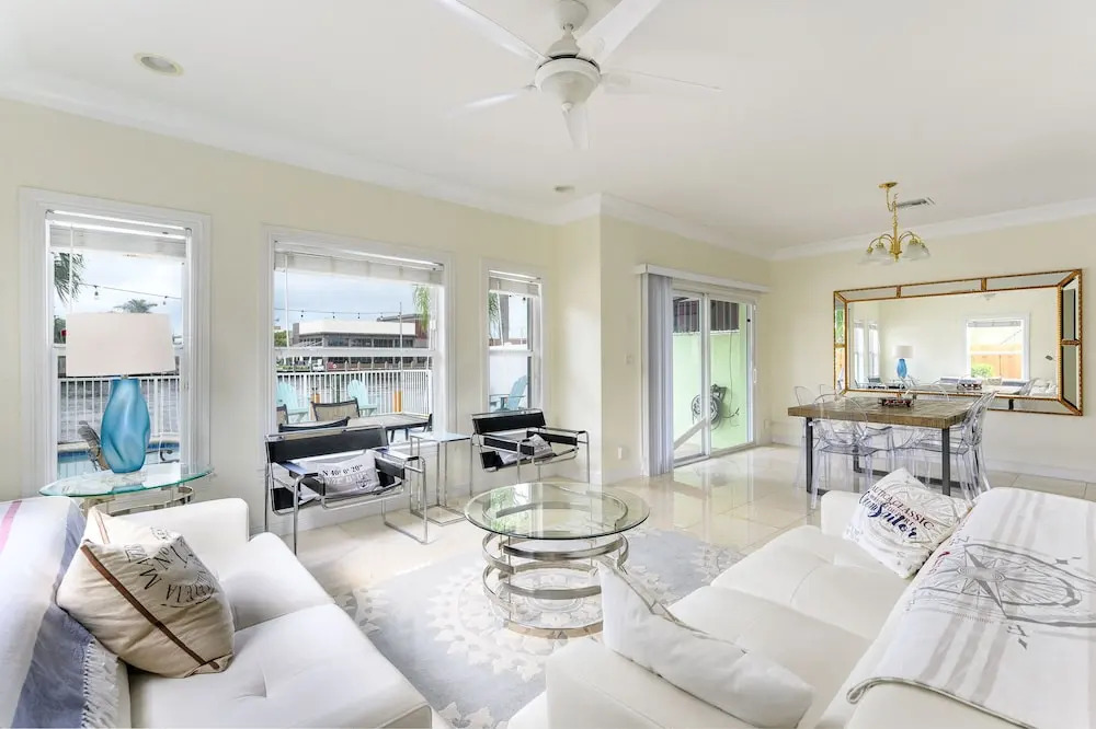 4331 W Tradewinds Ave Duplex Unit A 3 Bedrooms 2.5 Bathrooms Duplex