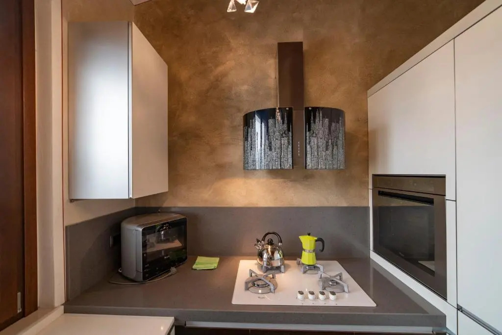 Diamond Suite
