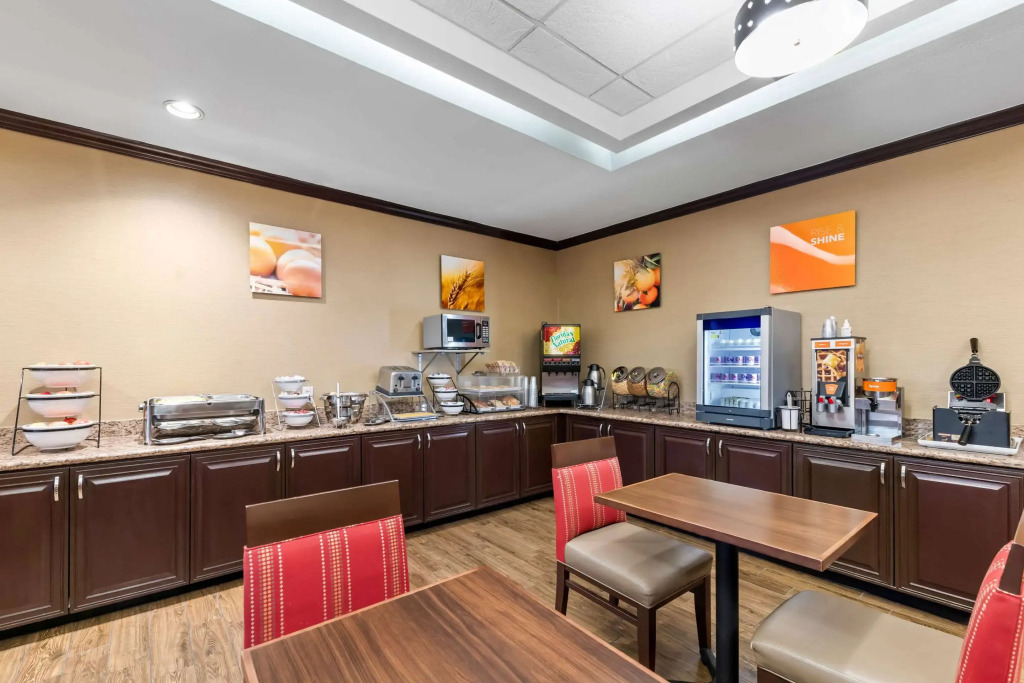 Comfort Inn & Suites Near Lake Lewisville