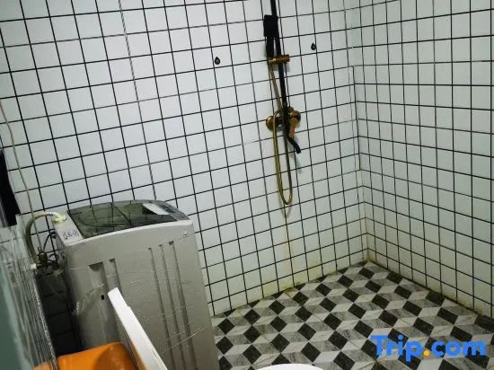 Ruili Nanyang Express Homestay