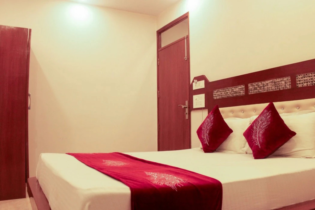 Hotel Prem Deluxe Guest House