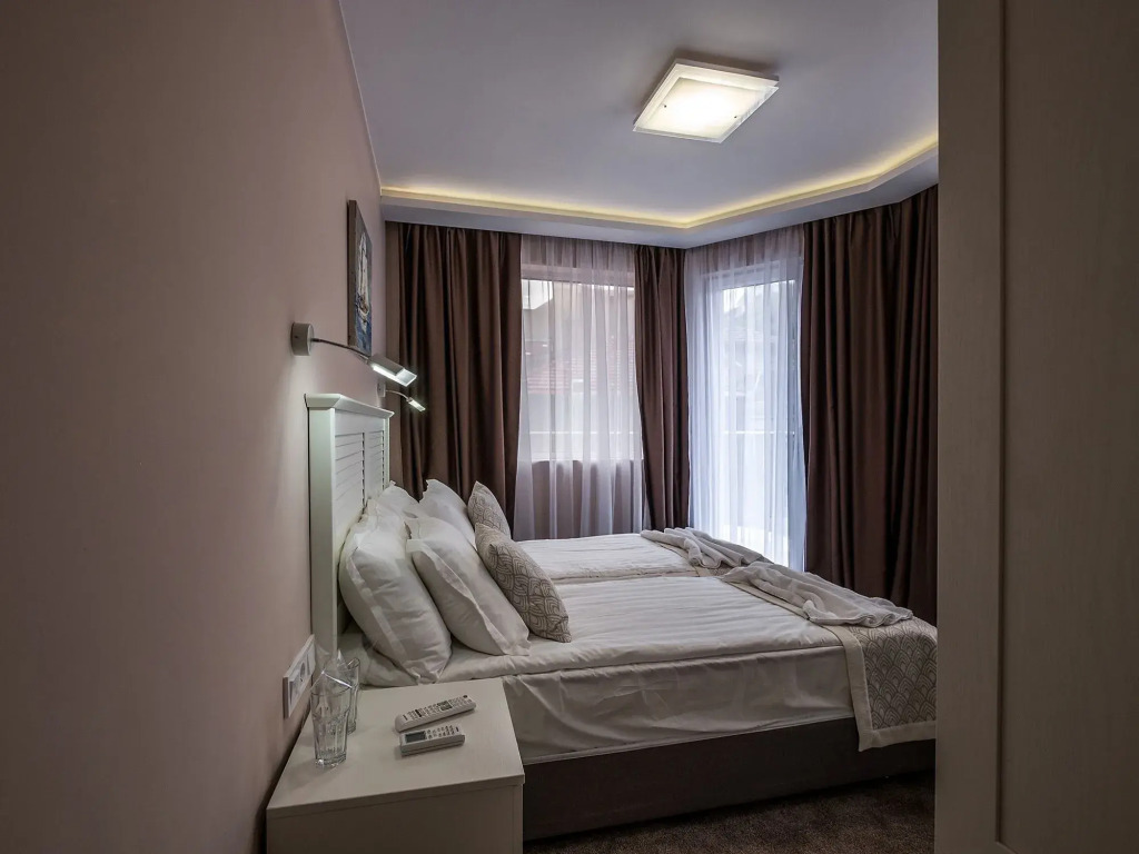 Caro Aparthotel