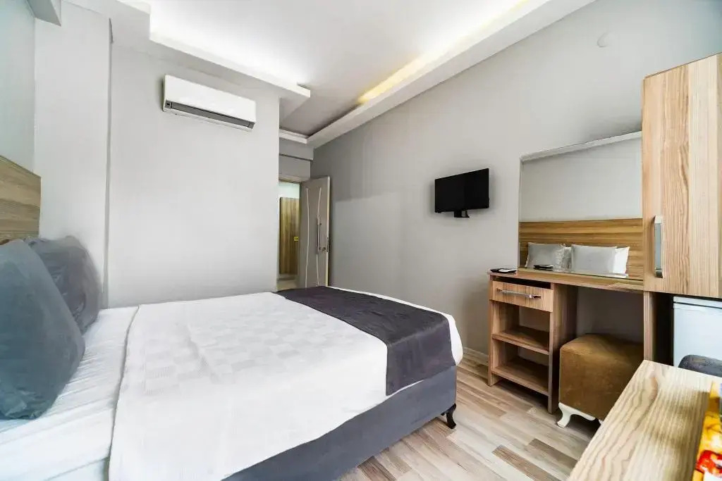 Silver Plus Izmir Konak