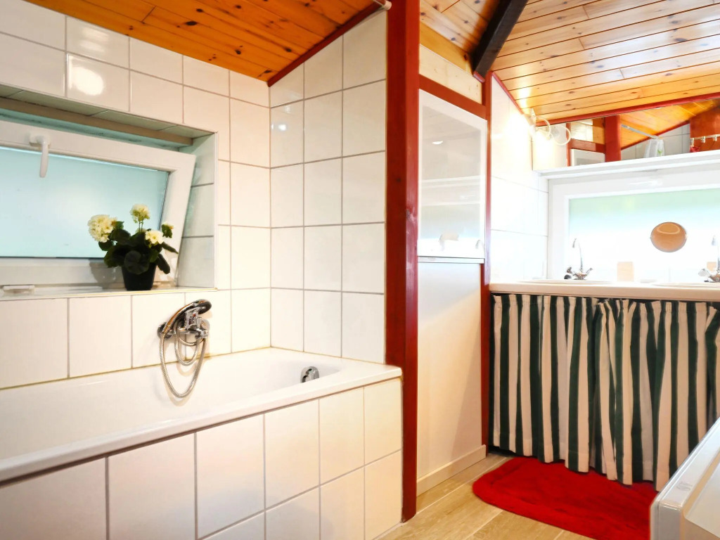 Vintage Chalet in Sougné-Remouchamps near Forest