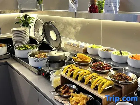 Atour Light Hotel Guangzhou Panyu Hanxi Chime long Dashi Metro Pazhou Exhibition