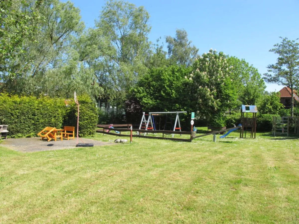 Gollwitzer Park (Insel Poel) 40053