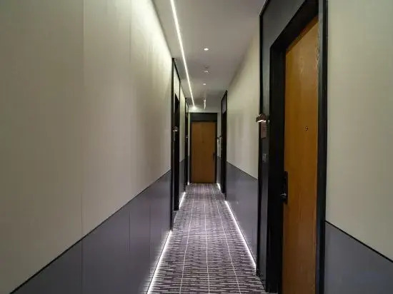 Super 8  Hotel Premier(Beijing Wangfujing Street Jinyu Hutong Subway Station)