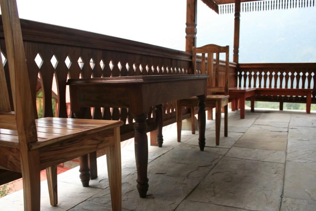 ShivAdya Boutique Stay Near Manali Quiet Naggar Side Retreat
