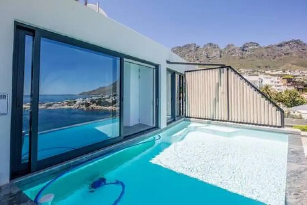 Spectacular Ocean Villa in Camps Bay