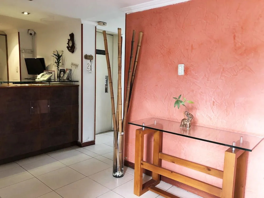 Hotel Calle 112