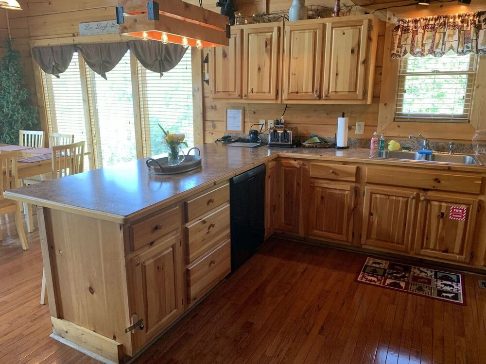 Simply The Best by Heritage Cabin Rentals