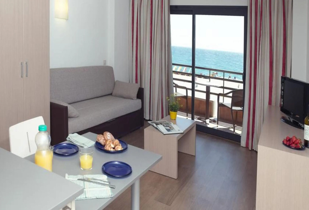 Almirall Apartaments