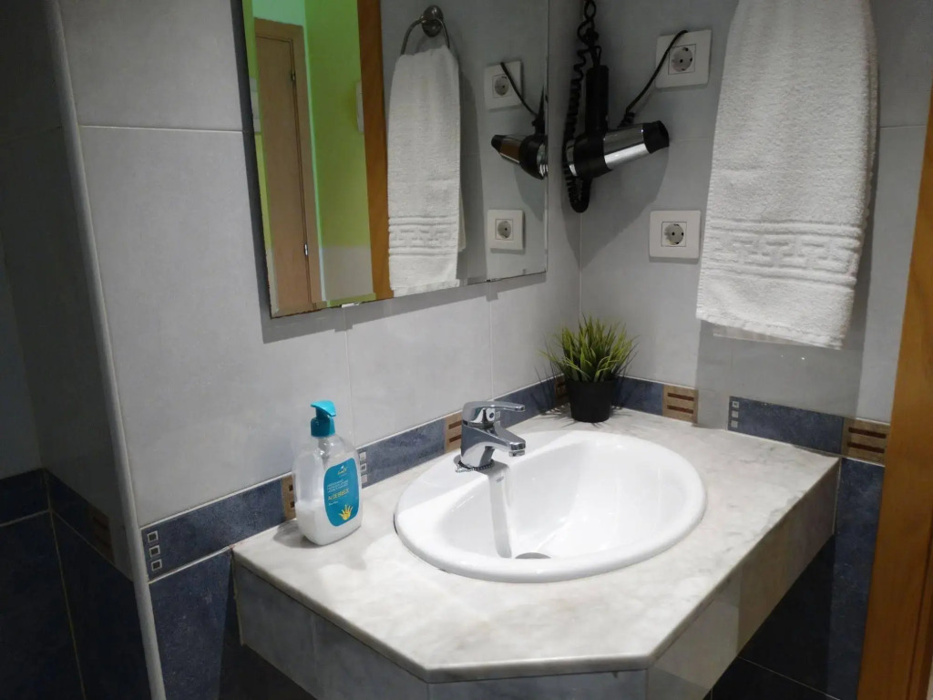 Hostal Mont Thabor