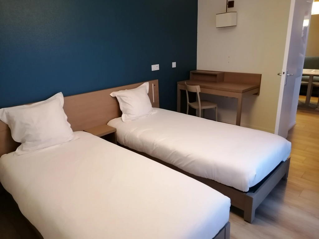 Terres de France - AppartHotel Quimper Bretagne