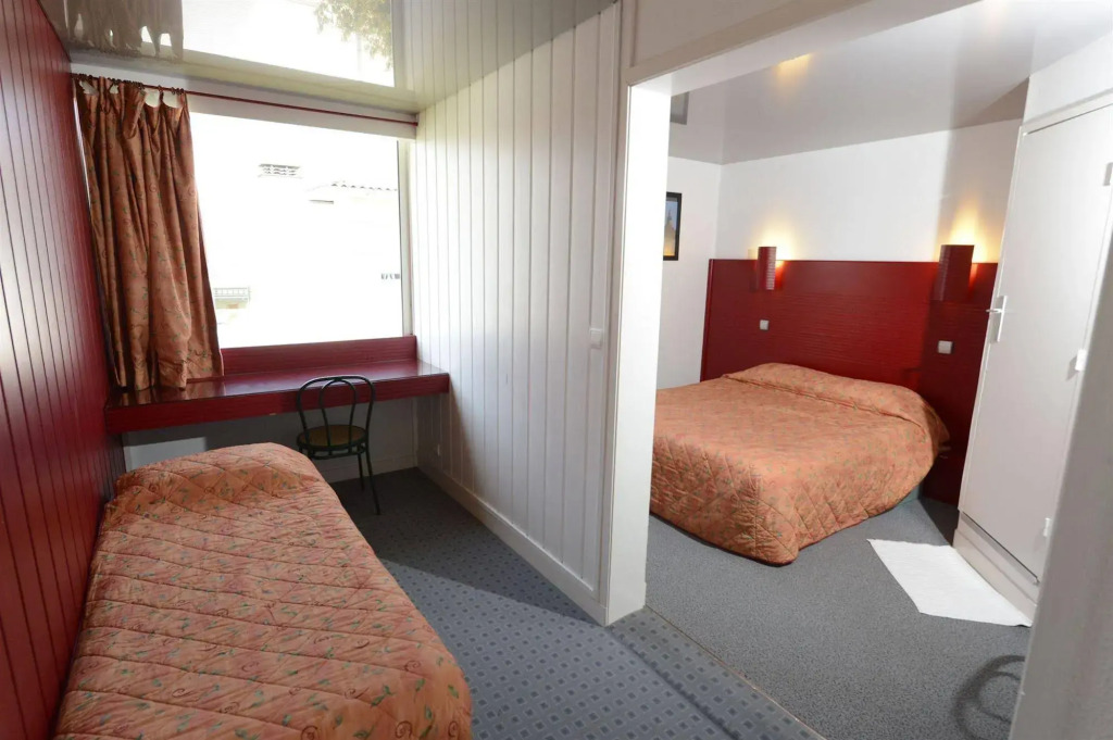 Fasthotel La Rochelle