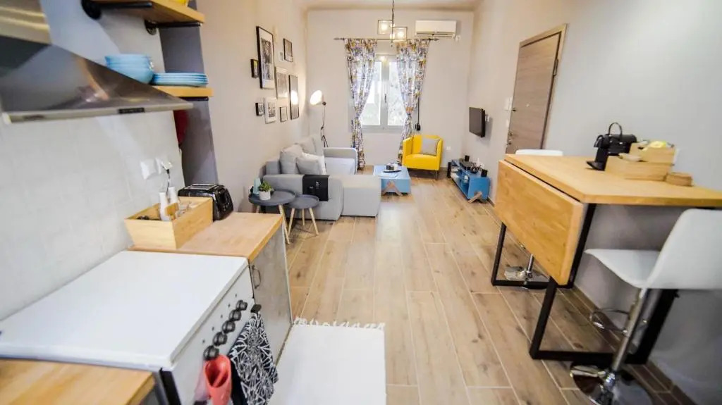 D16 Athens Apartment - 5' mins to Petralona Metro