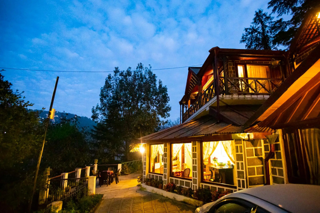 The HIve Cottage