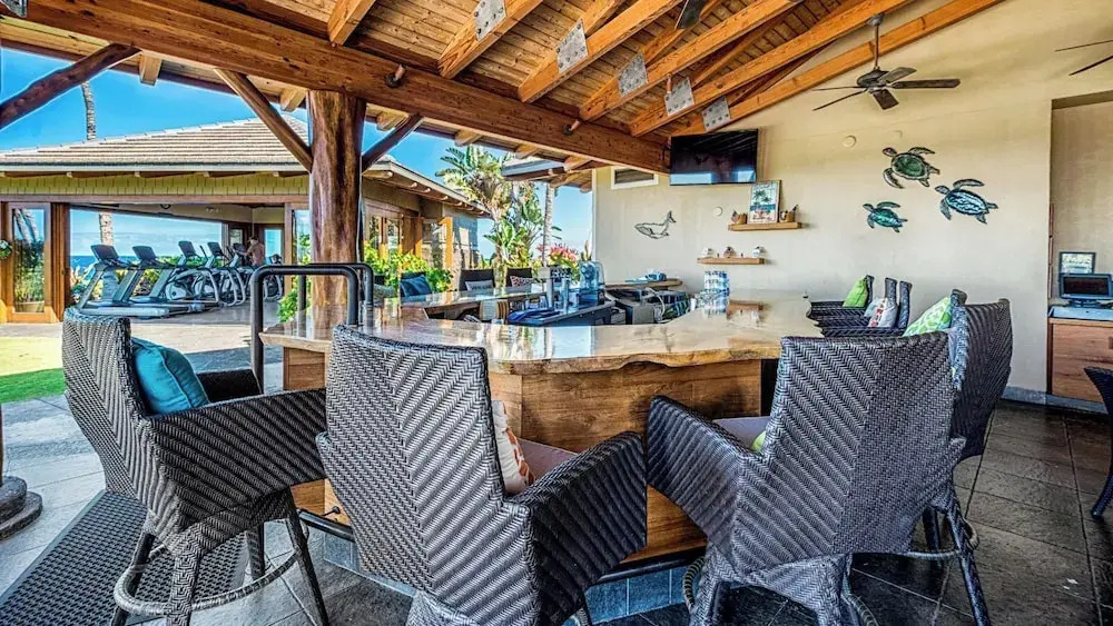 Waikoloa Golf Discount Views of Ocean & Golf Course Outdoor Seating - Vrkcv