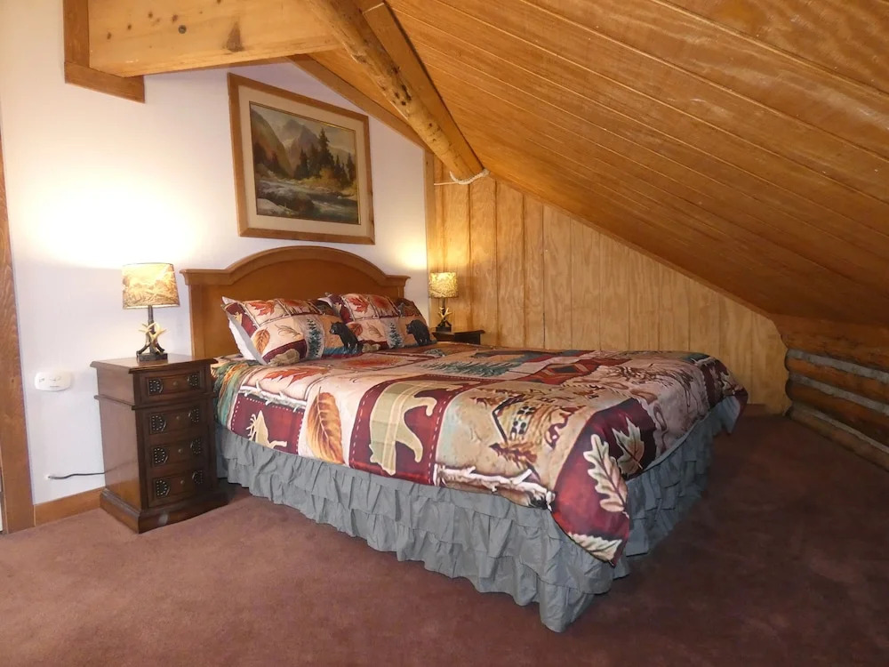Yellowstone Motel