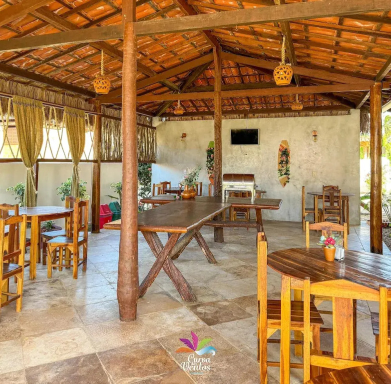 Pousada Curva dos Ventos-Próximo à praia com café da manhã em Icaraí de Amontada