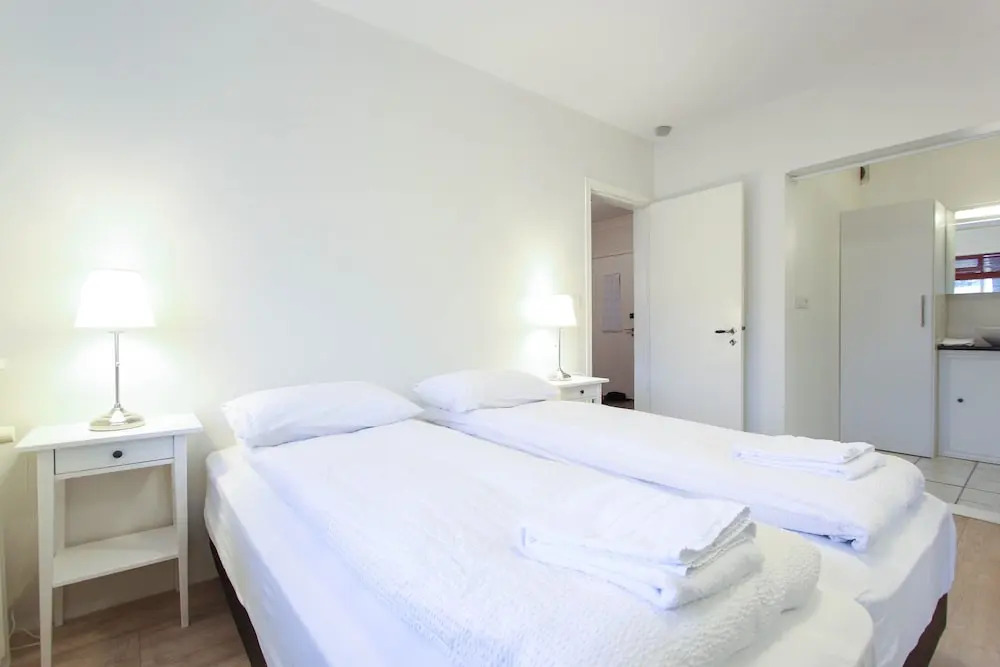 Apartment S33