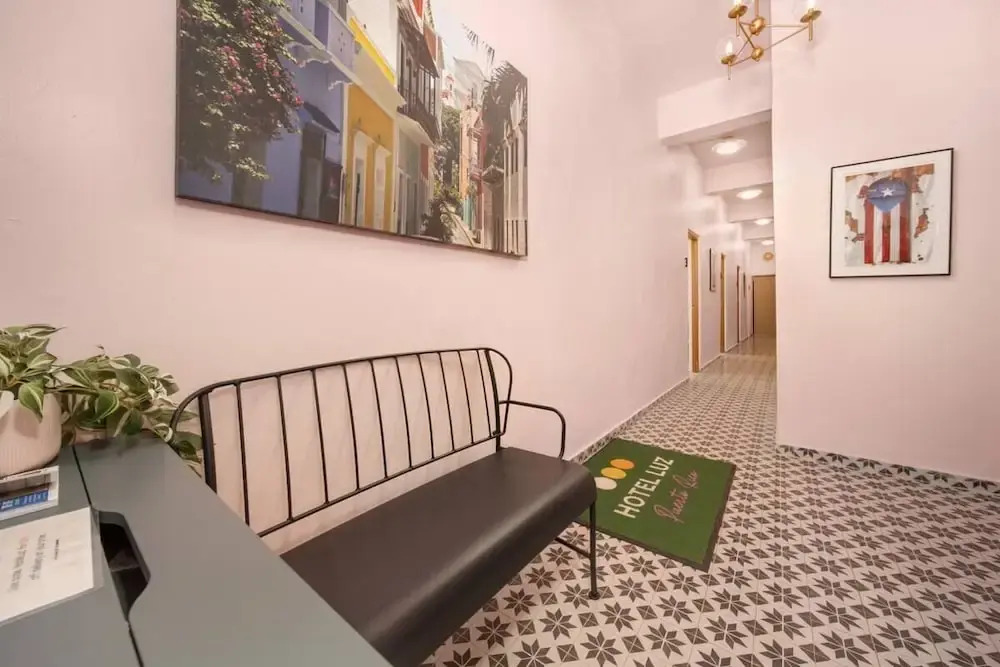 Room 1 - Stylish Accessible Suite