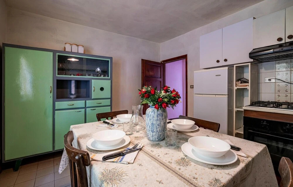 Nice Home In Longoio With House A Mountain View