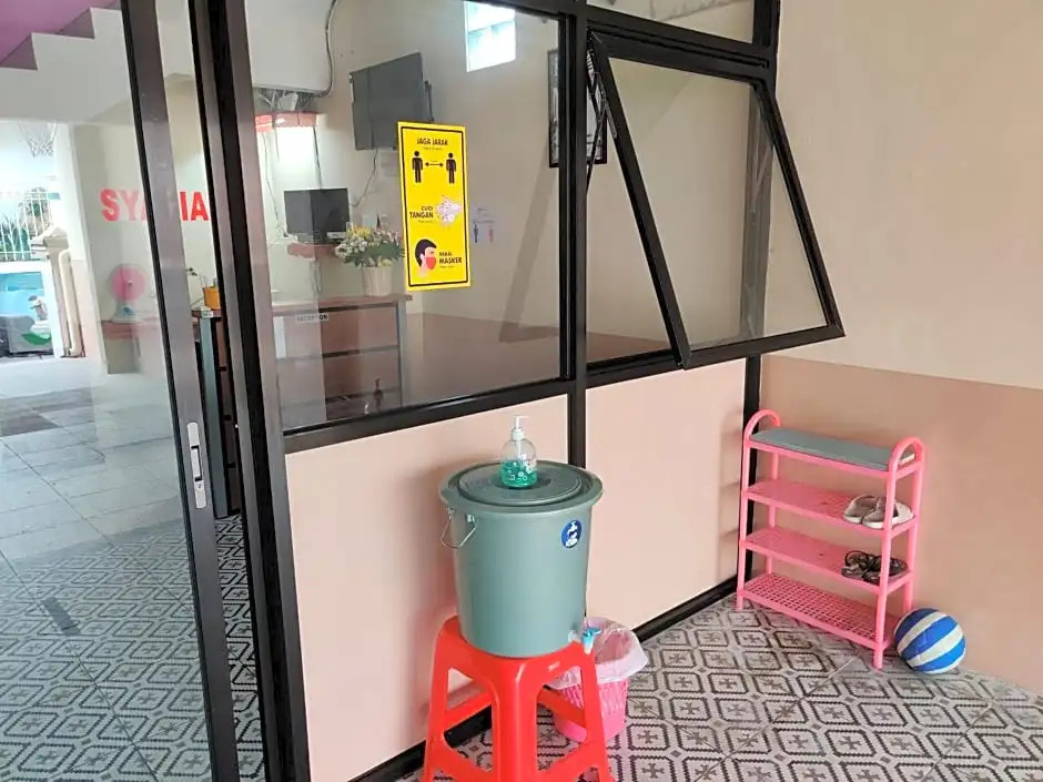 Ayuning Guest House Syariah Semarang Mitra RedDoorz