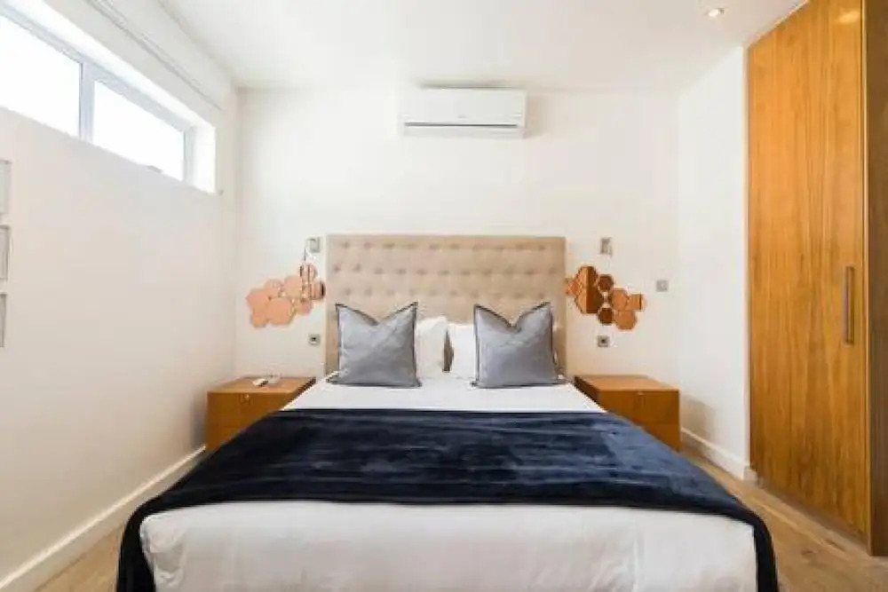 Beautiful Holiday Apartment Overlooking the Beach Modoco
