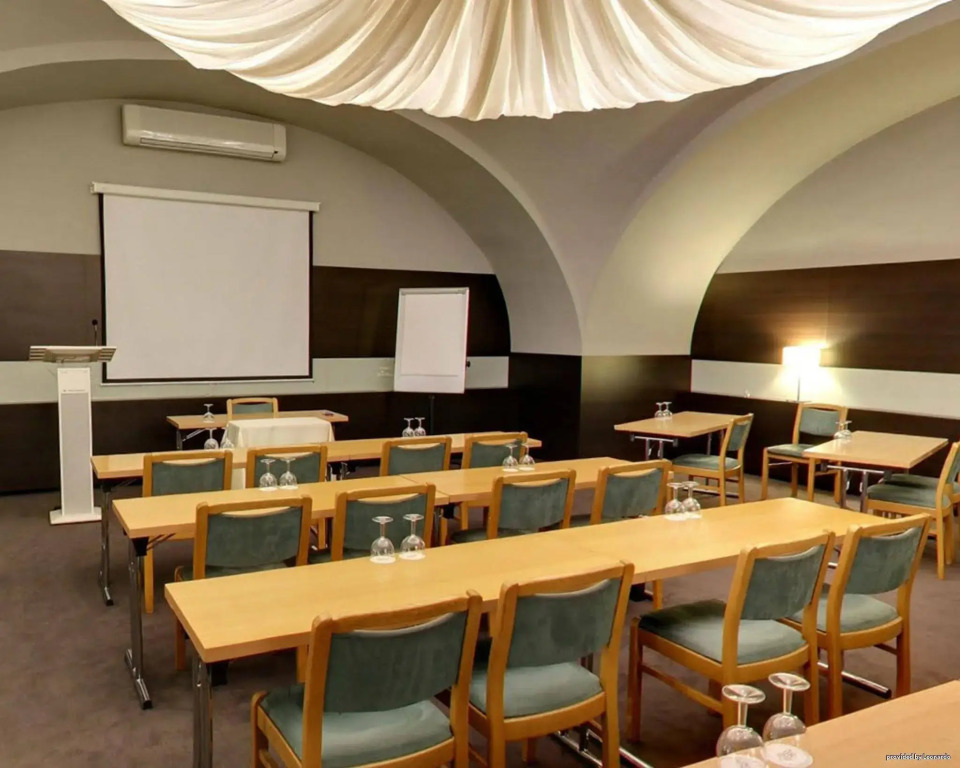 Hotel Pracharna