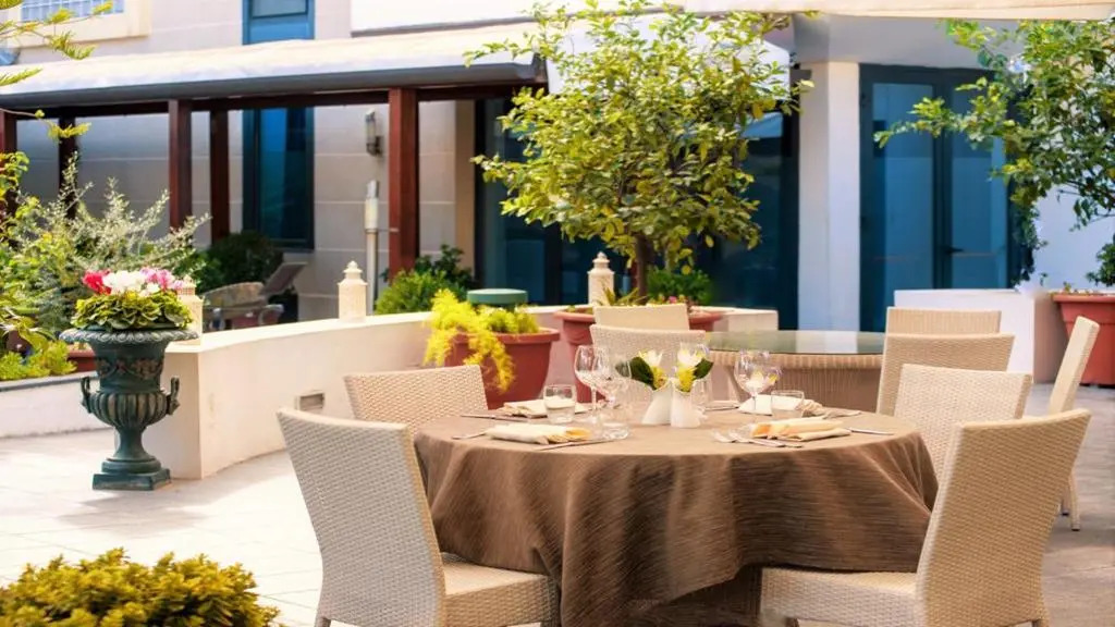 Hotel Tiempo