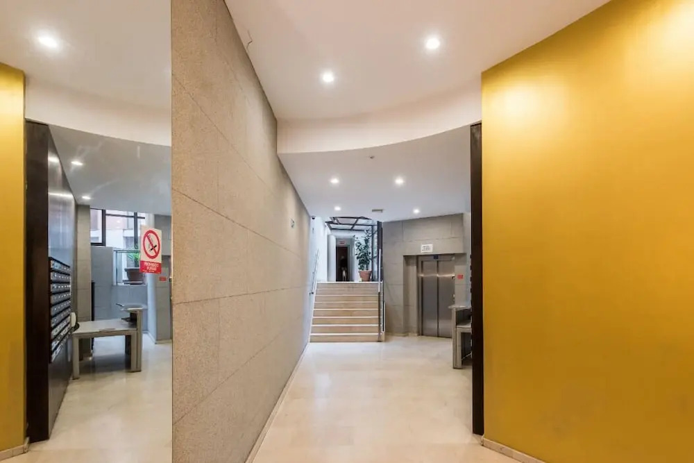Spain Select San Joaquin Apartments